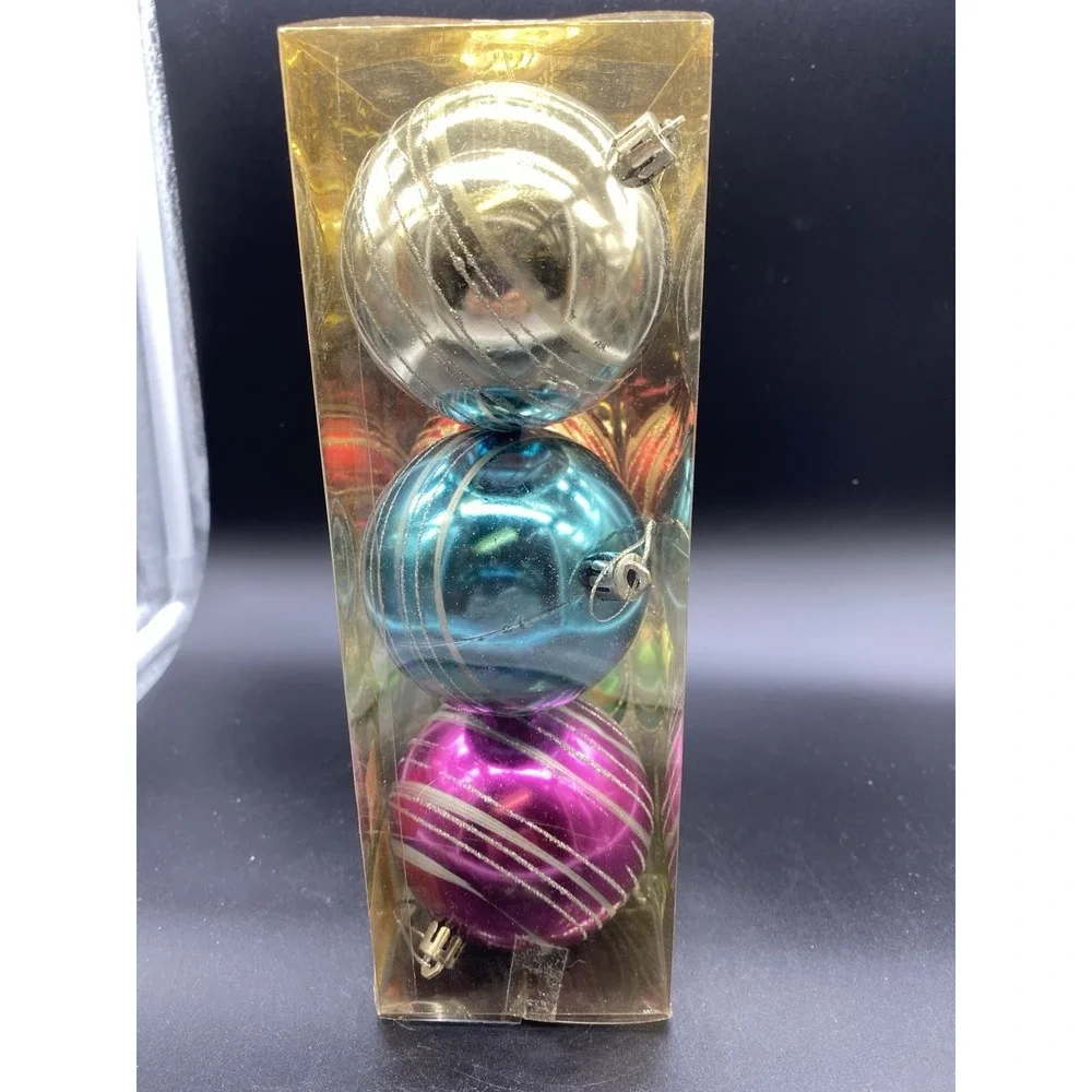 Ball pack plastic